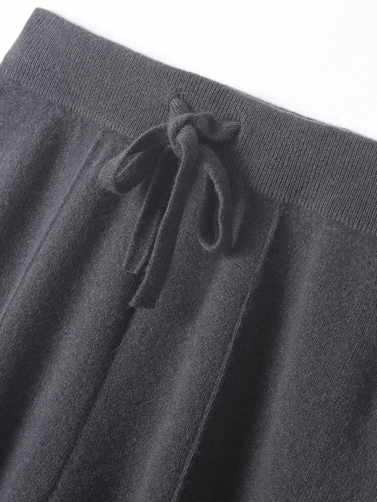 Niveria Cashmere Pants